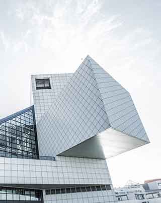 自动充值代理的手机被攻击连续收短信